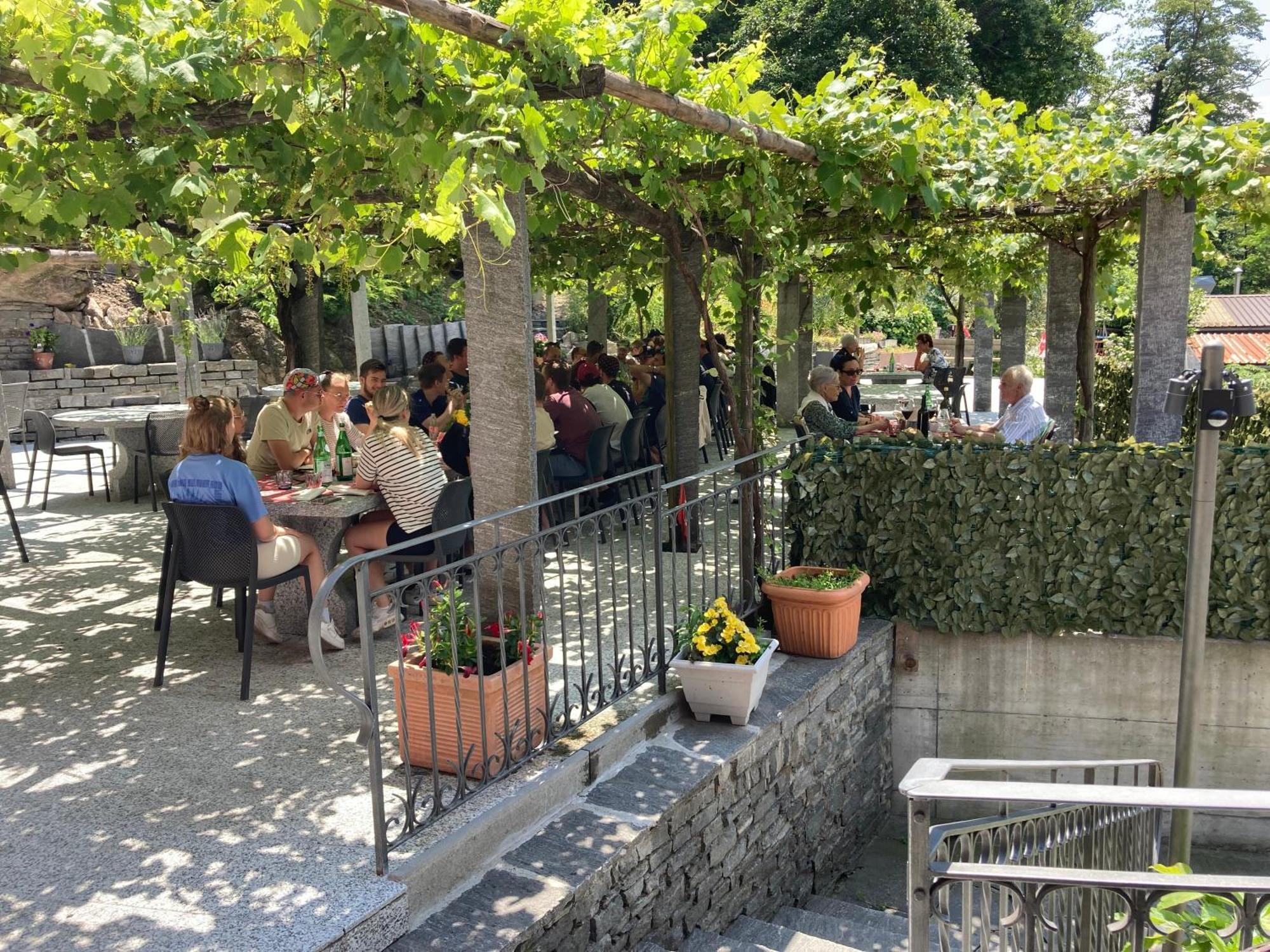 Hotel Ristorante Grotto Serta Lamone Εξωτερικό φωτογραφία