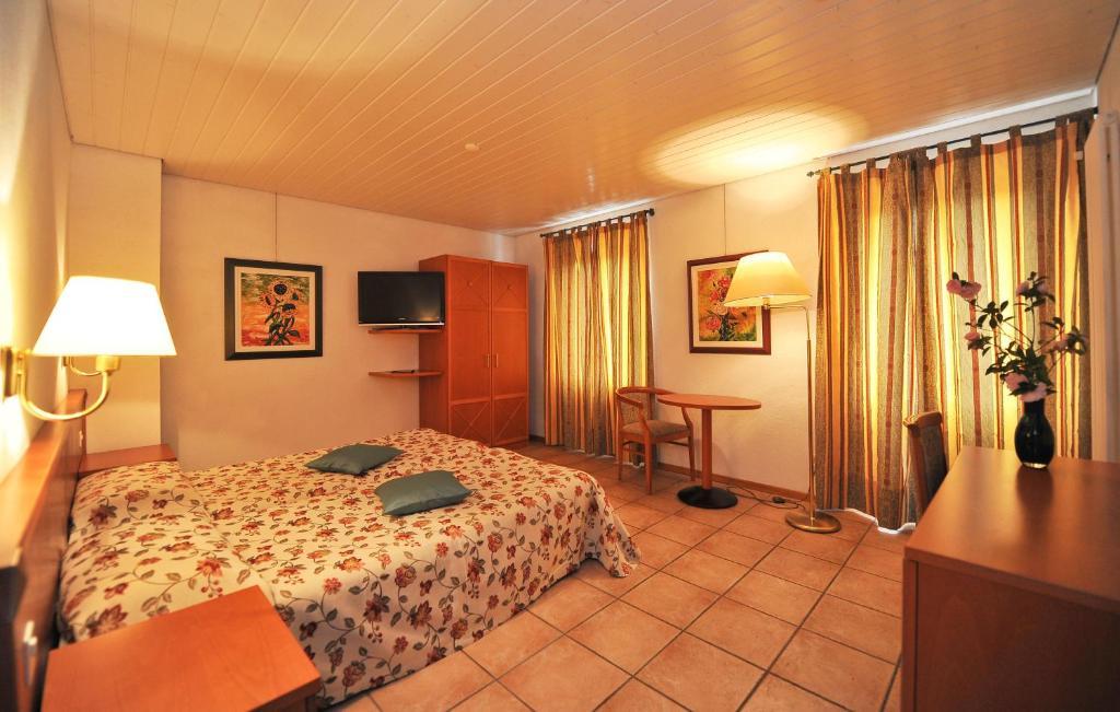 Hotel Ristorante Grotto Serta Lamone Εξωτερικό φωτογραφία