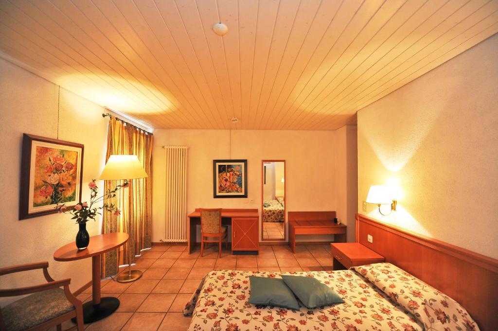 Hotel Ristorante Grotto Serta Lamone Εξωτερικό φωτογραφία