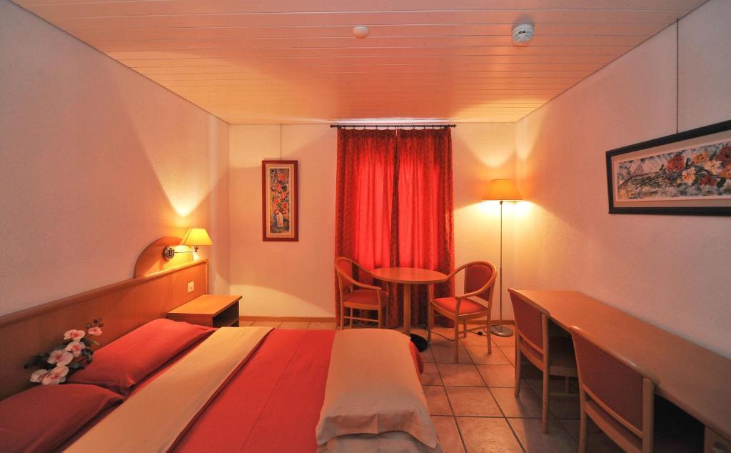 Hotel Ristorante Grotto Serta Lamone Εξωτερικό φωτογραφία